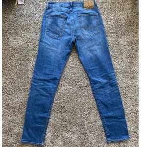 Men’s American Eagle slim straight jeans